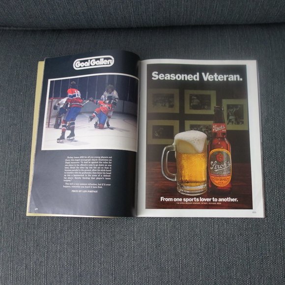 Goal Magazine Buffalo Sabres vs Boston Bruins Program Friday December 26th 1975 - Picture 11 of 14